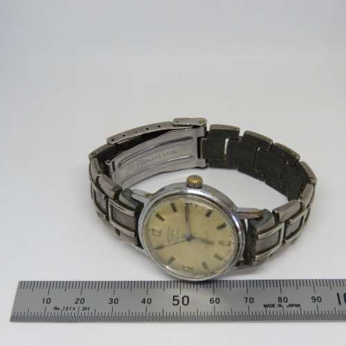 Vintage Rotary Avenger manual wind mens watch - Working