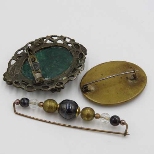 Lot of 3 vintage brooches