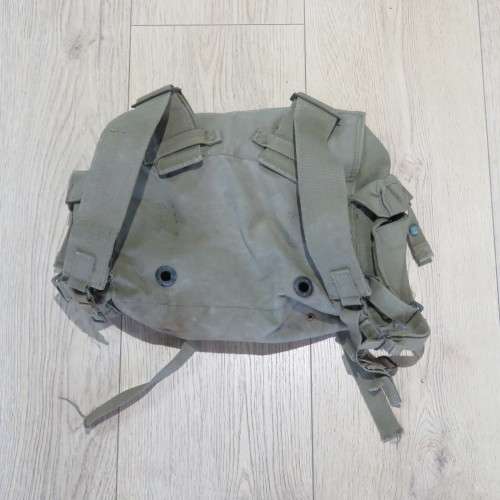 SADF webbing grootsak backpack - Some clasps missing - Size 36 x 44 cm