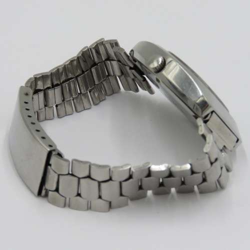 Vintage Nivada F77 Automatic mens watch with date - Working