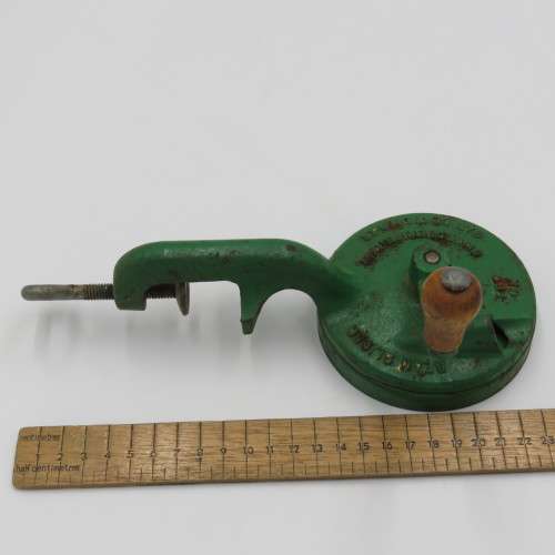 Vintage Spong and Co. No.632 Bean slicer