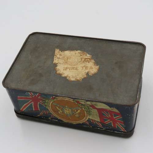 Edward 7 Coronation tin - 1902 - Edward usually at the left - Right on this tin