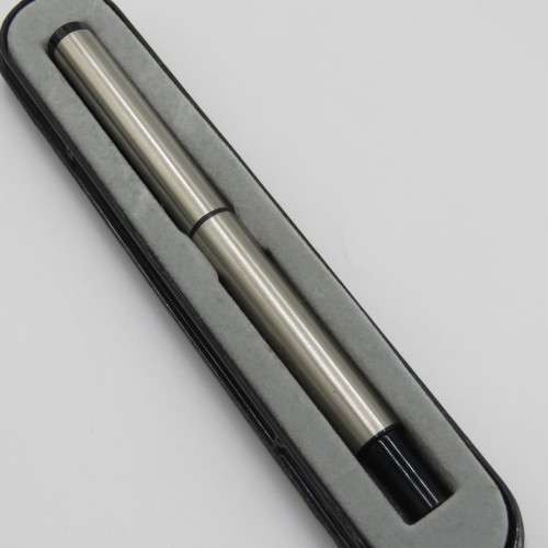 Penalli Pen collection set with 65-piece refill pack