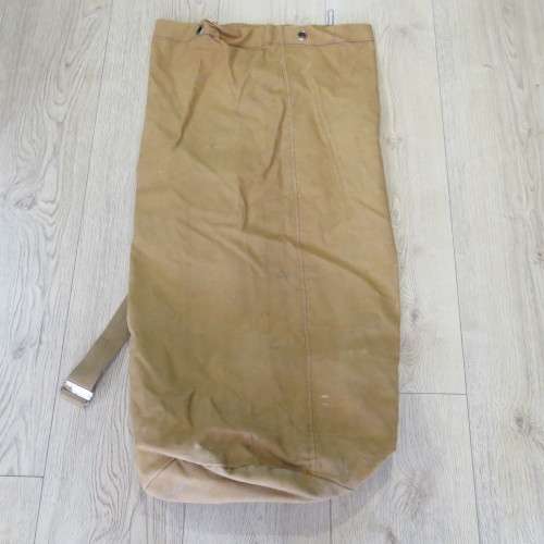 SADF duffle bag / balsak of DS. P.G. Scholtz - Size 103 x 52 cm