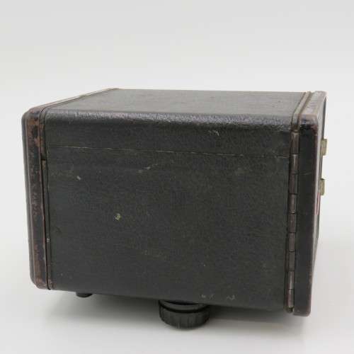Vintage Kodak Brownie Six-20 Model camera camera
