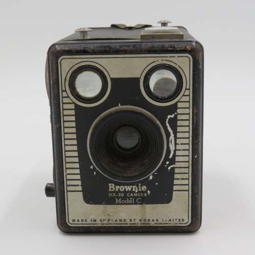 Vintage Kodak Brownie Six-20 Model camera camera