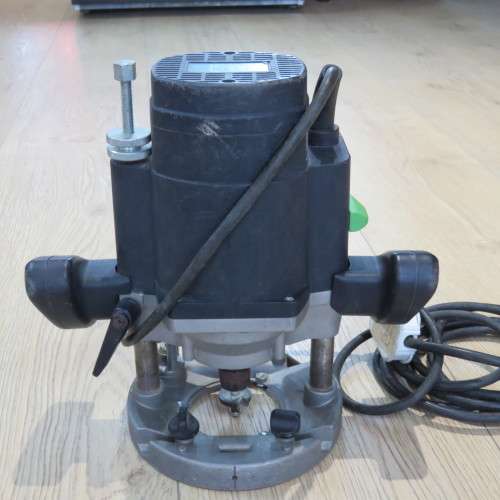 Festool Festo OF 2000 E router - Working - No accessories - 29 cm high - Base 15 x 17 cm