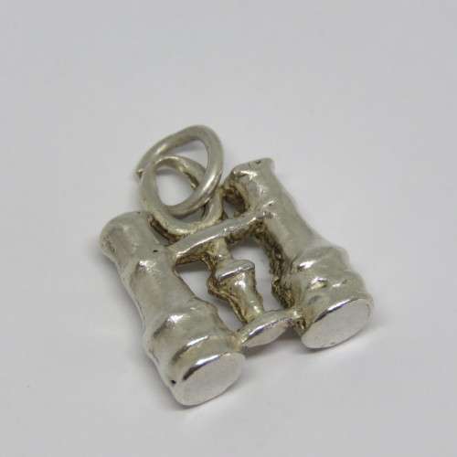 Vintage silver binoculars charm - Weighs 4,7 grams