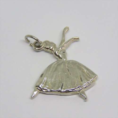 Vintage silver ballerina charm - Weighs 5,8 grams