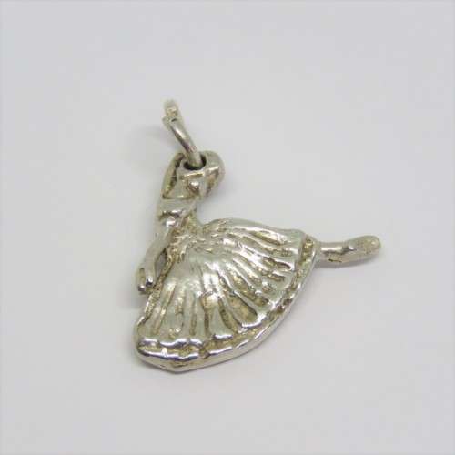 Vintage silver ballerina charm - Weighs 2,8 grams