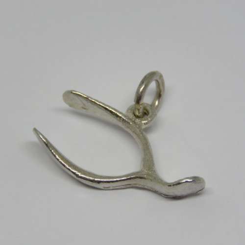 Vintage silver wishbone charm - Weighs 1,6 grams