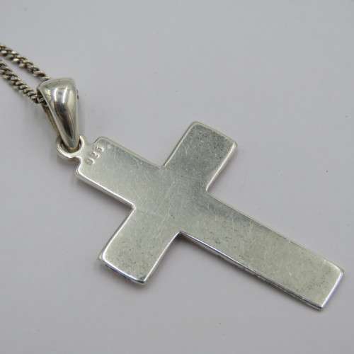 Sterling silver necklace with cross pendant - Weighs 7,0 grams - Length 50 cm