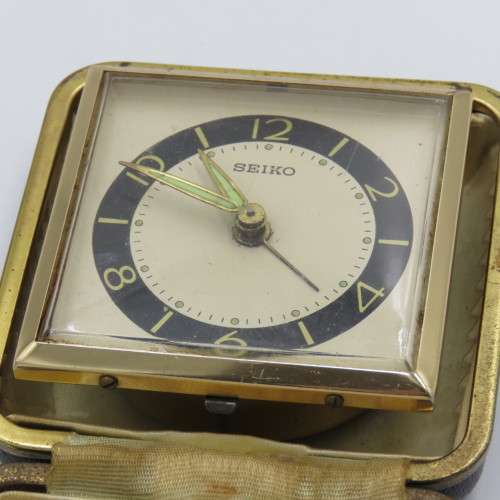 Vintage Seiko Mechanical bedside alarm clock - Working