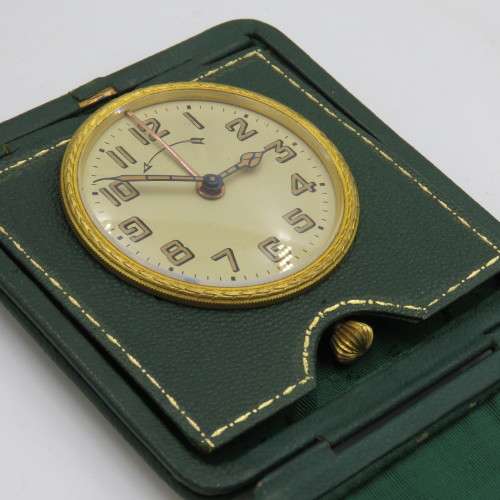 Vintage Traveling pocket alarm clock in case - Not working