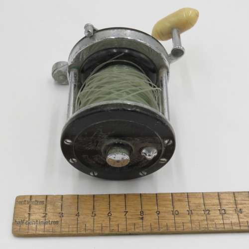 Penn No. 150 Surfmaster fishing reel