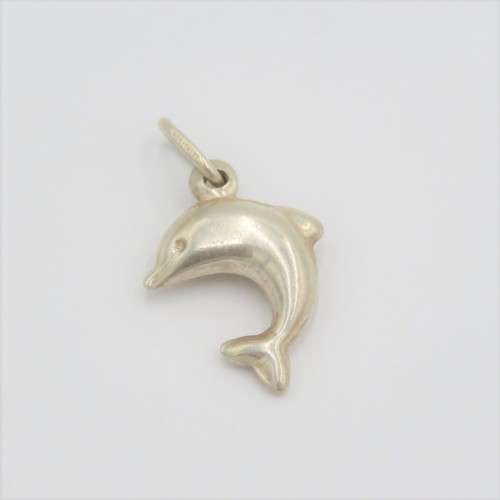 Sterling silver dolphin charm - Weighs 1,2 g