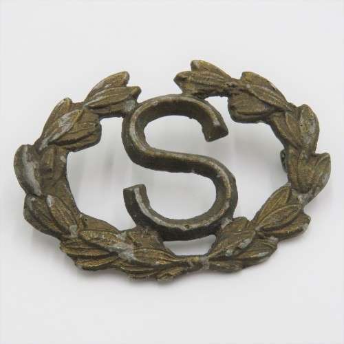 WW1 Artillery Surveyor metal arm badge