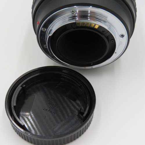 Sigma 28-300mm Aspherical IF DL Hyperzoom F1:3,5-6,3 lens with Minolta AF Mount