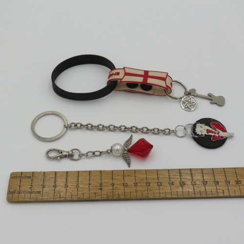 Lot of 3 keyring holders
