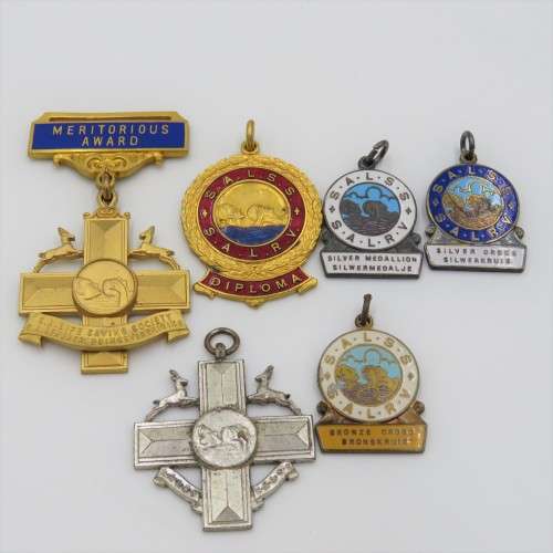 Lot of SA Life saving medals