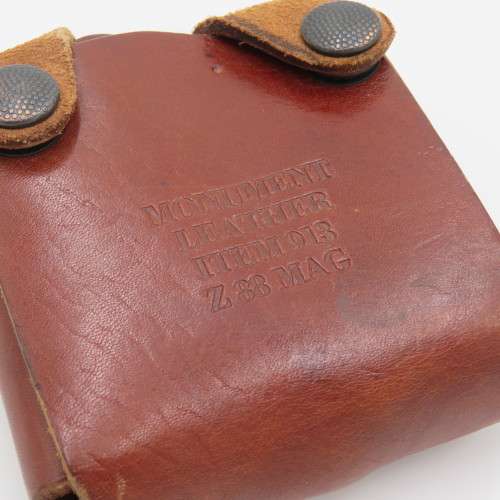 Monument Leather Z88 magazine pouch - Item 913
