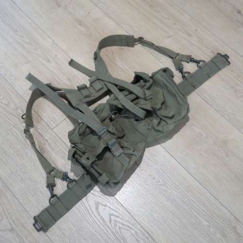 SADF Webbing with kidney pouches and yoke - Belt 92 cm