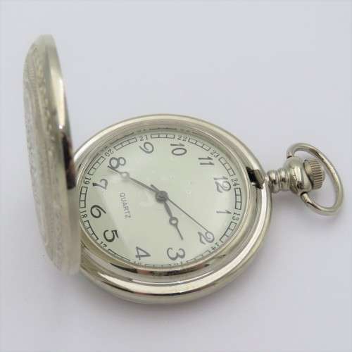 Full hunter quartz pocketwatch - Needs battery