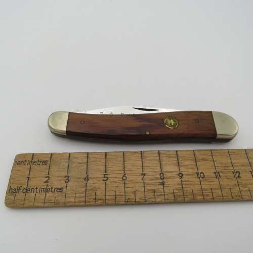 Handmade 572 Puma Senior 2-blade pocket knife