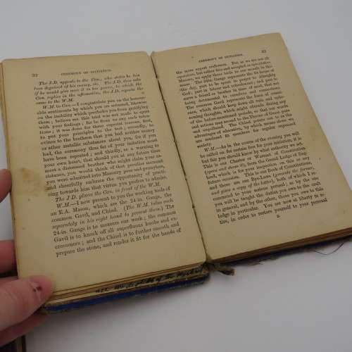 Lot of Free Masons apron and sash with booklets of Bro. Schlimper