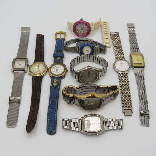 Lot of 10 Quartz watches for spares - Not working