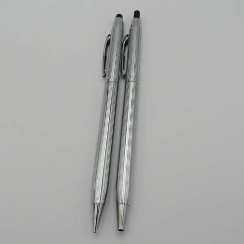 Vintage Kanoe ballpoint pen and mechanical pencil set in case