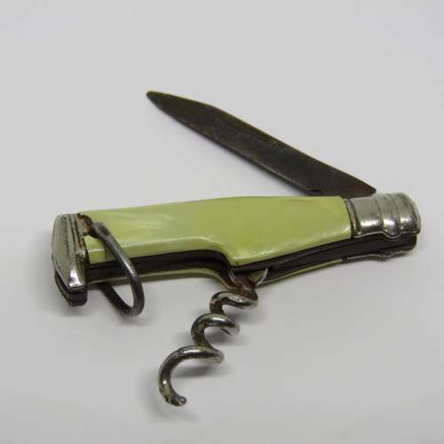Vintage Richards bottle shaped corkscrew pocket knife keychain - Corkscrew loose