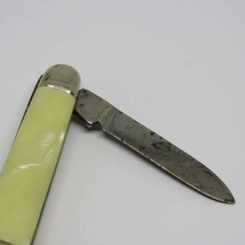 Vintage Richards mini keychain pocket knife