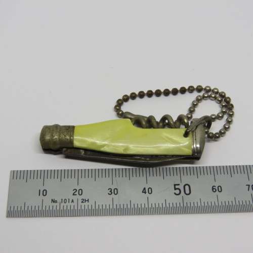 Vintage Richards bottle shaped corkscrew pocket knife keychain