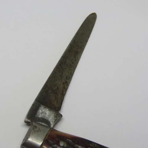 Antique IXL George Wostenholm folding pocket knife - Blade well used - Handle damaged