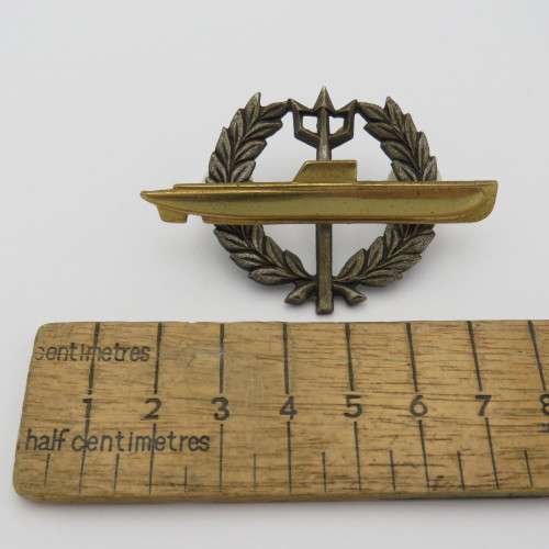 SA Navy Submariner`s breast badge - Second type