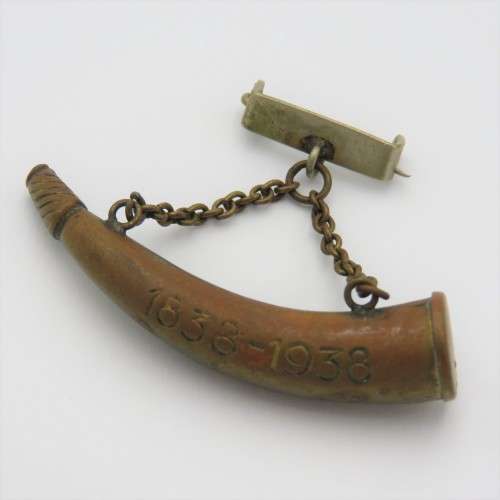 Vintage Voortrekker Eeufees (1838-1938) Kruithoring brooch