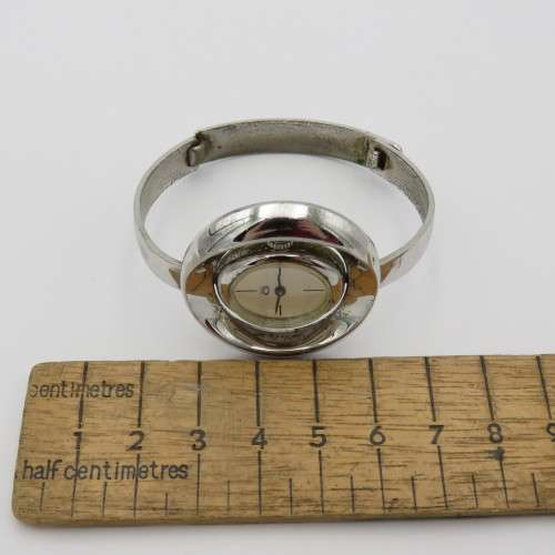 Vintage ladies manual wind bangle watch - Not working
