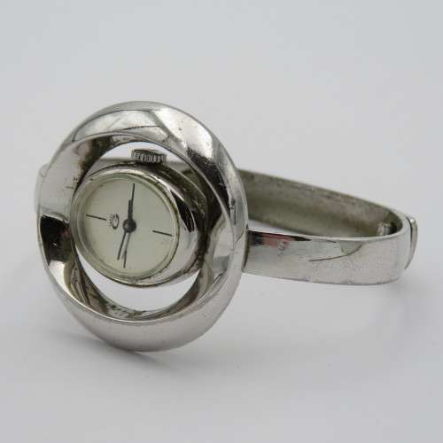 Vintage ladies manual wind bangle watch - Not working