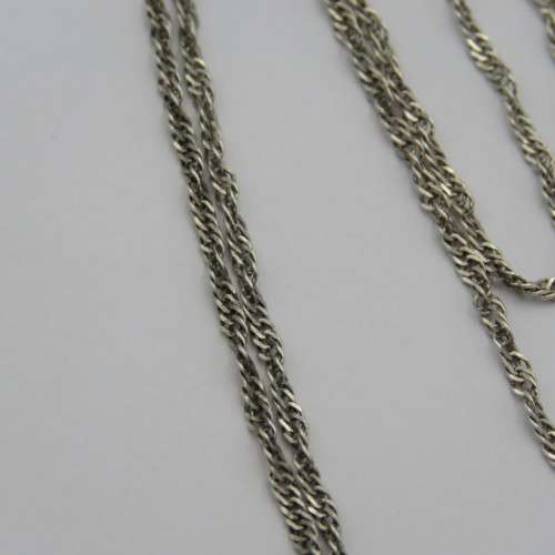Sterling silver necklace with locket - Weighs 4,2 g - Length 50,5 cm