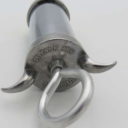 Vintage Nutbrown icing syringe set