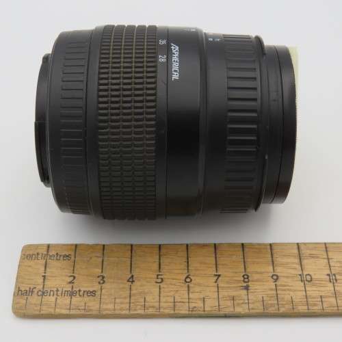 Minolta Maxxum 430 Si RZ 35mm film camera with lens and teleconverter and extras in suitcase