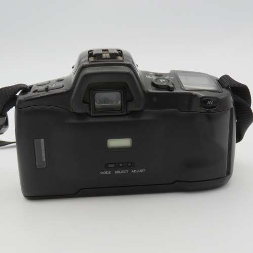 Minolta Maxxum 430 Si RZ 35mm film camera with lens and teleconverter and extras in suitcase
