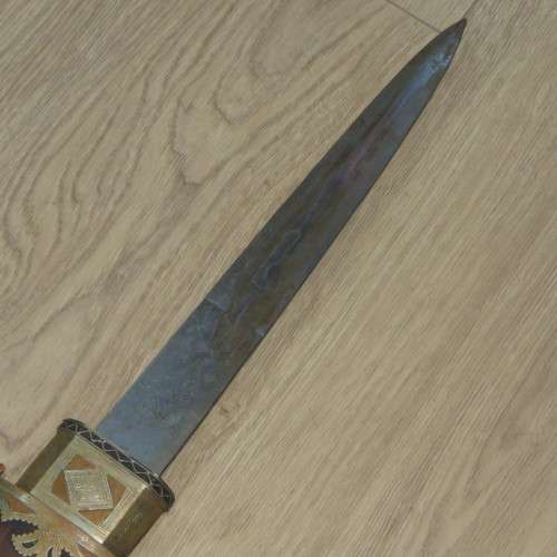 North African tribal sword dagger with wood and brass - Dagger length 61 cm - Blade length 35,5 cm
