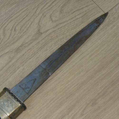 North African tribal sword dagger with wood and brass - Dagger length 61 cm - Blade length 35,5 cm