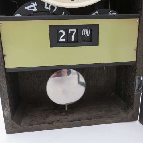 Vintage Rhythm 30 day wall clock - Working - Face 19,5 x 19,5 cm - 42 cm High - Base 11 x 23,5 cm