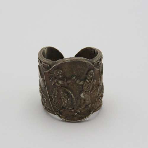 Vintage Junior Wyksbond volkspele ring - See photos for size