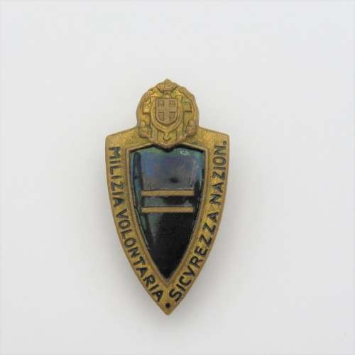 WW2 Italian Fascist Milizia Volontaria lapel button badge