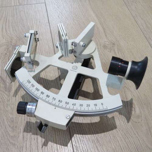 Vintage Freiberger Prazisionsmechanik Yacht Sextant in wooden case