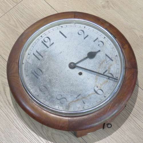 Antique Enfield Station clock - Not working - Needs pendulum - Face 31 x 31 cm